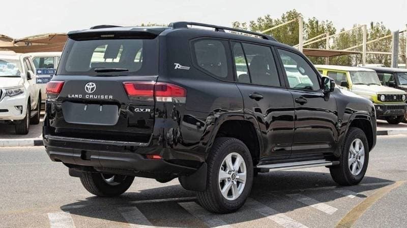 2025 Toyota Land Cruiser GXR thumbnail 4