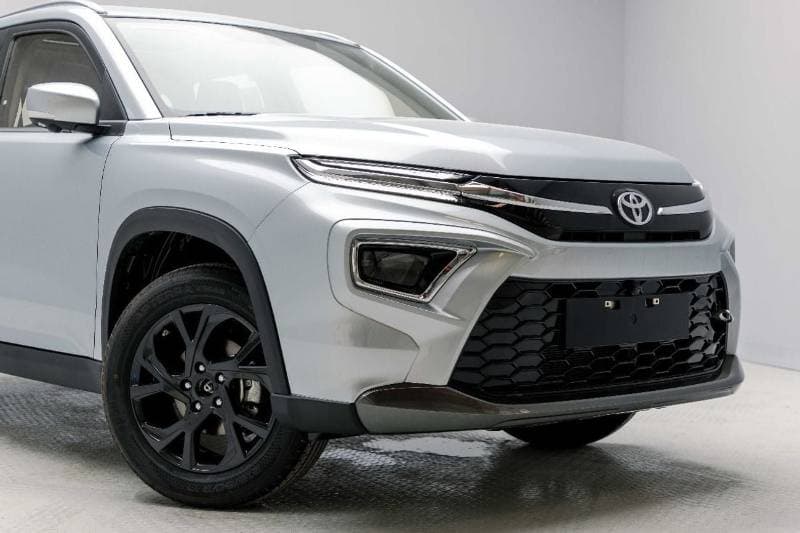 2025 Toyota Urban Cruiser GLX thumbnail 4