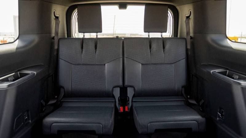2025 Toyota Prado TXR thumbnail 8