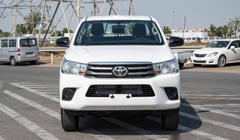 2026 Toyota Hilux DLX thumbnail 3