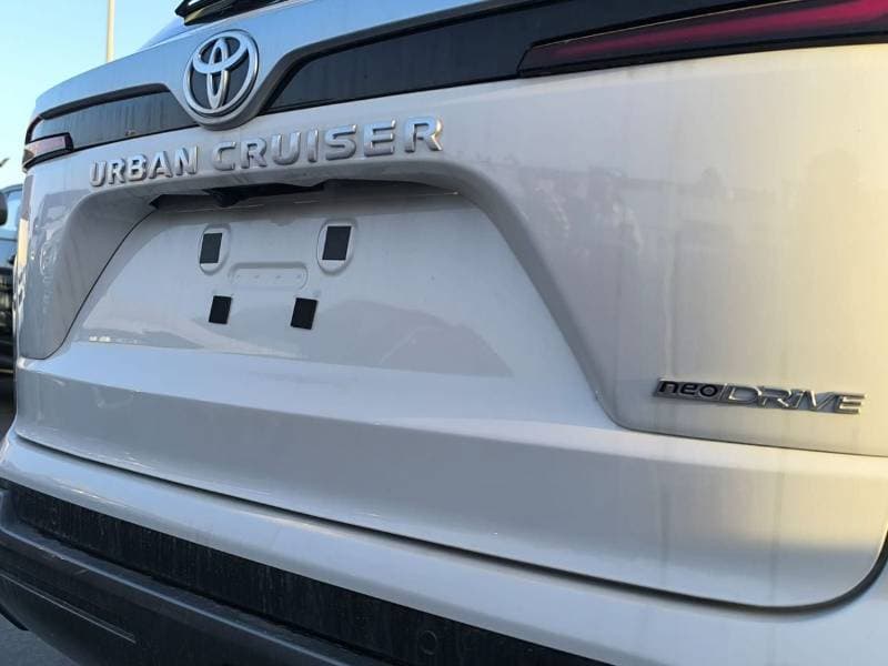 2026 Toyota Urban Cruiser GLX thumbnail 5