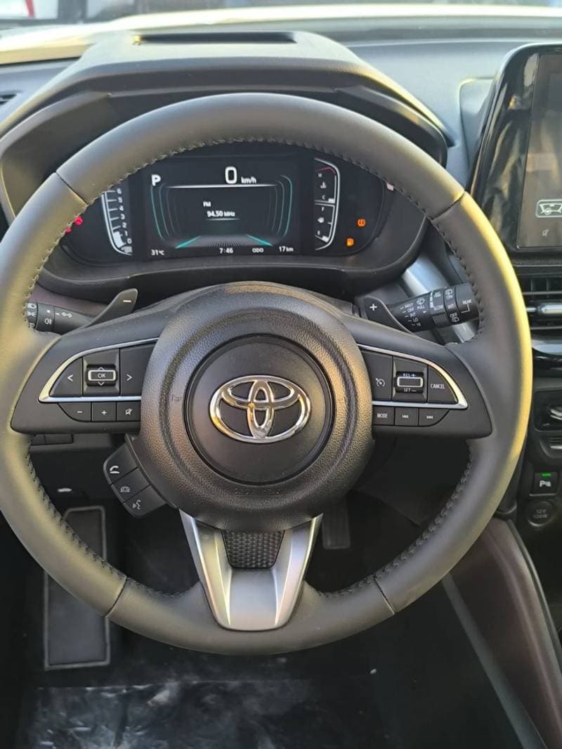 2026 Toyota Urban Cruiser GLX thumbnail 6
