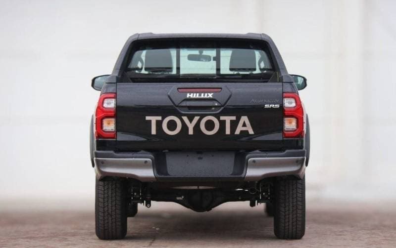 2025 Toyota Hilux ADVENTURE thumbnail 6