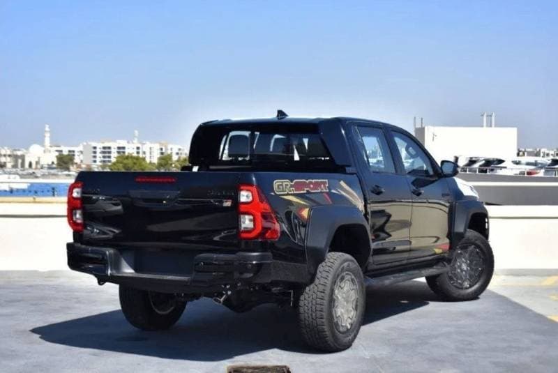 2025 Toyota Hilux GR SPORT thumbnail 4