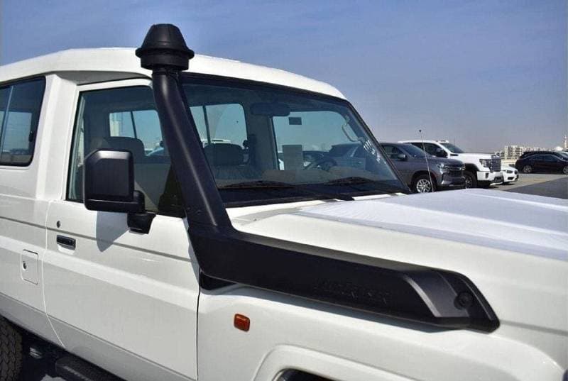 2025 Toyota Land Cruiser 70 LC 78 HARDTOP 2.8L MT thumbnail 3