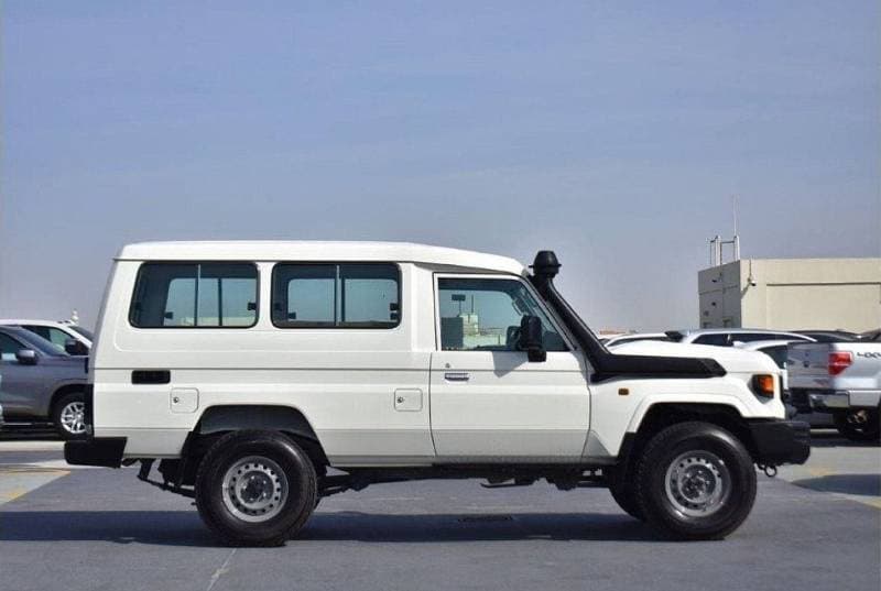 2025 Toyota Land Cruiser 70 LC 78 HARDTOP 2.8L MT thumbnail 5