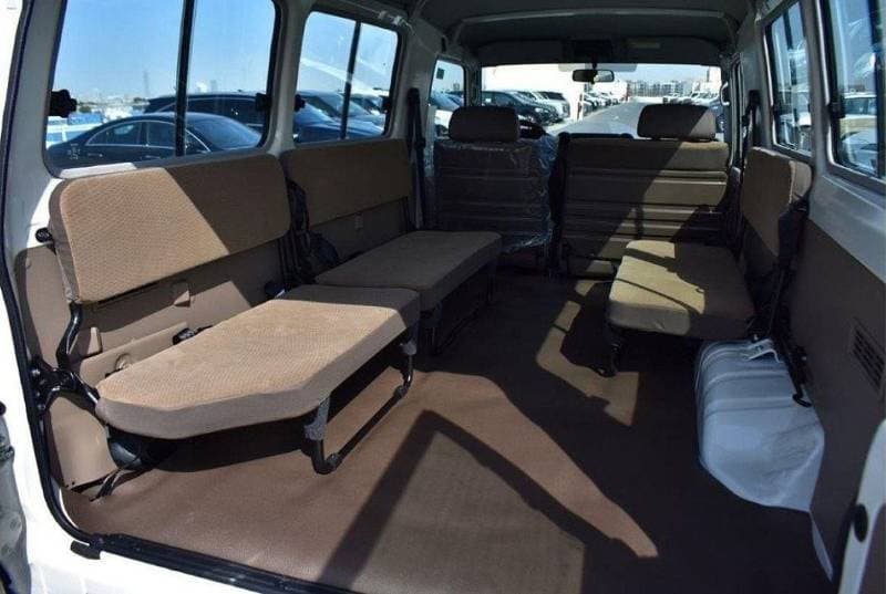 2025 Toyota Land Cruiser 70 LC 78 HARDTOP 2.8L MT thumbnail 6