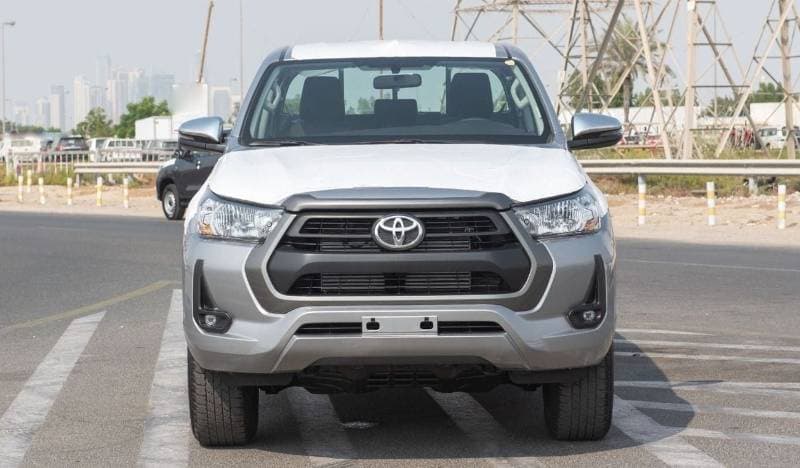 2025 Toyota Hilux SGLX thumbnail 6