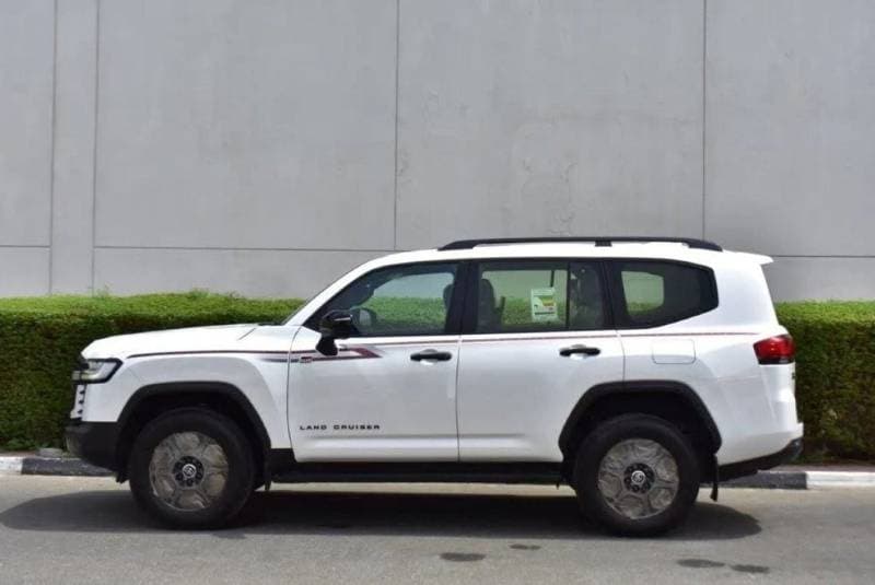 2024 Toyota Land Cruiser GR SPORT thumbnail 3
