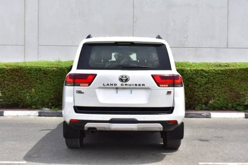 2024 Toyota Land Cruiser GR SPORT thumbnail 4