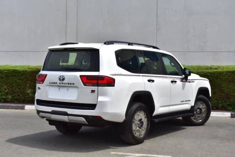 2024 Toyota Land Cruiser GR SPORT thumbnail 5