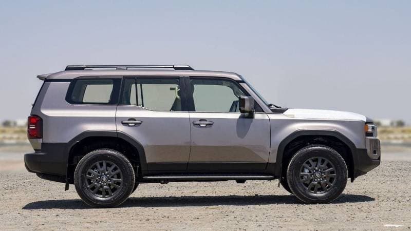 2025 Toyota Prado VXR thumbnail 5