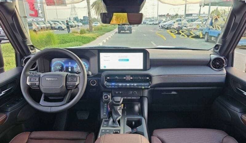 2025 Toyota Prado VXR thumbnail 7