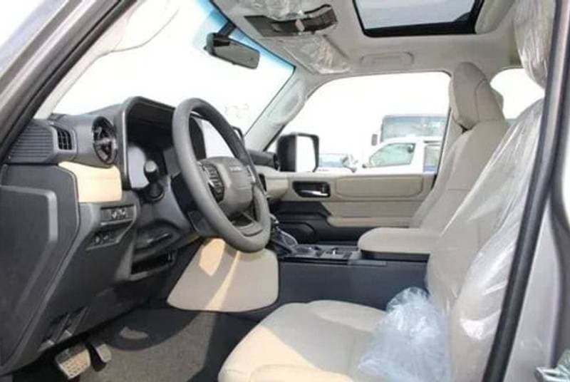2025 Toyota Prado GXR thumbnail 5