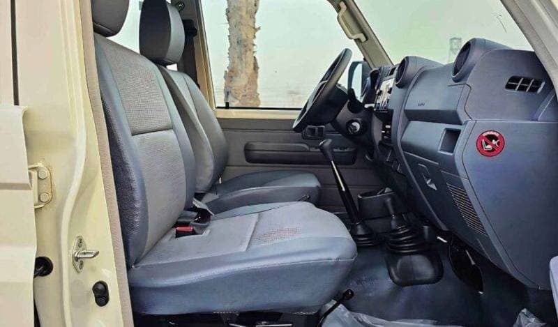 2025 Toyota Land Cruiser 70 LC 78 HARDTOP 2.8L MT thumbnail 8