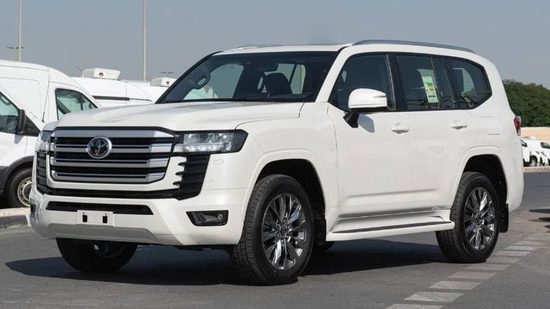 2025 Toyota Land Cruiser GXR