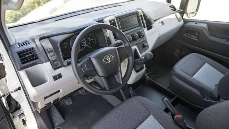 2025 Toyota Hiace GL thumbnail 8