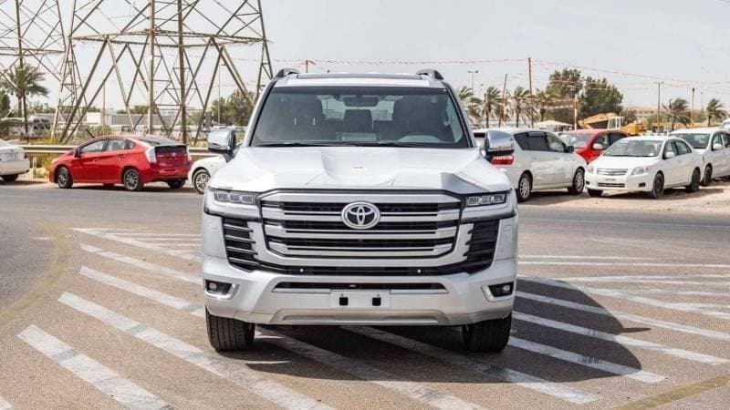 2024 Toyota Land Cruiser VX thumbnail 5