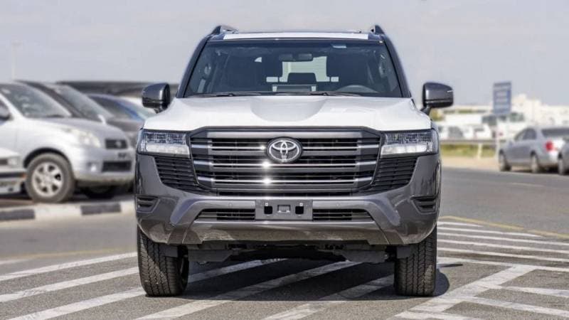 2025 Toyota Land Cruiser GXR thumbnail 3