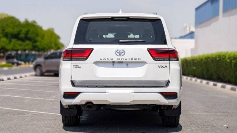 2024 Toyota Land Cruiser VXR thumbnail 7
