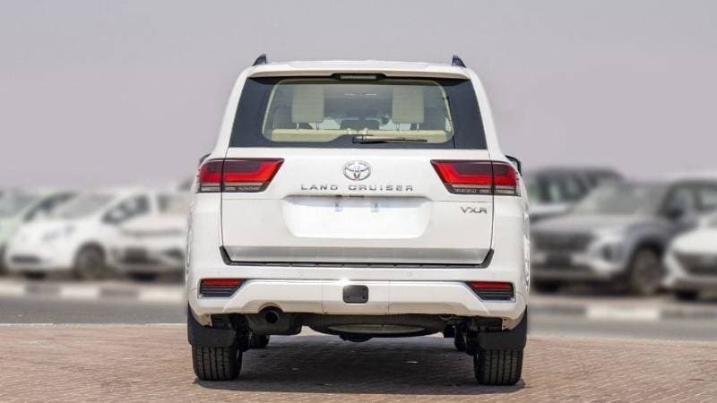 2025 Toyota Land Cruiser VXR thumbnail 8