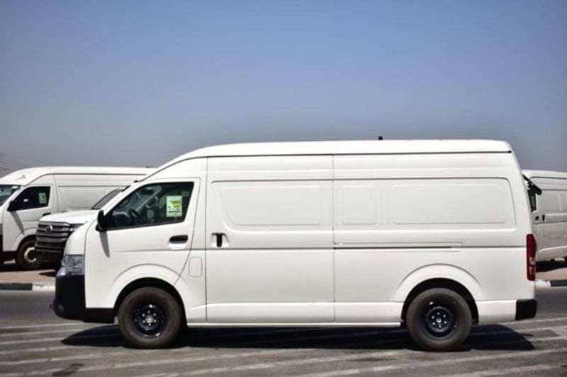 2025 Toyota Hiace GL thumbnail 4