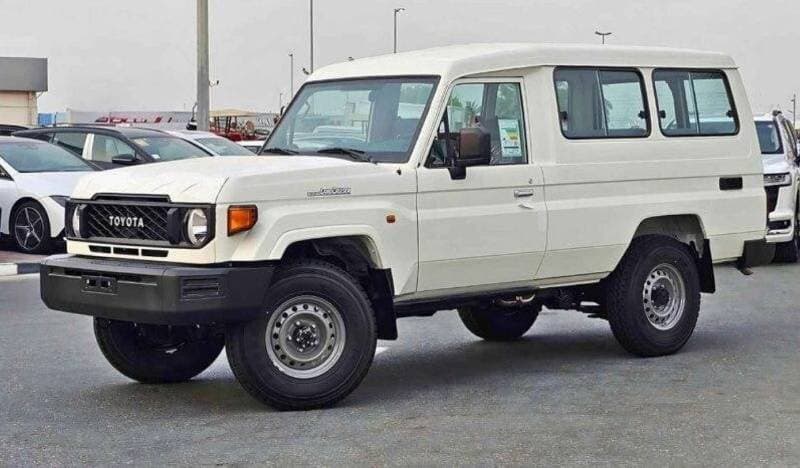 2024 Toyota Land Cruiser 70 LC 78 HARDTOP 2.8L AT thumbnail 2