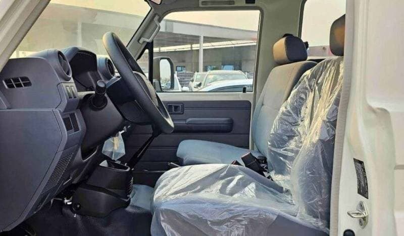 2024 Toyota Land Cruiser 70 LC 78 HARDTOP 2.8L AT thumbnail 5