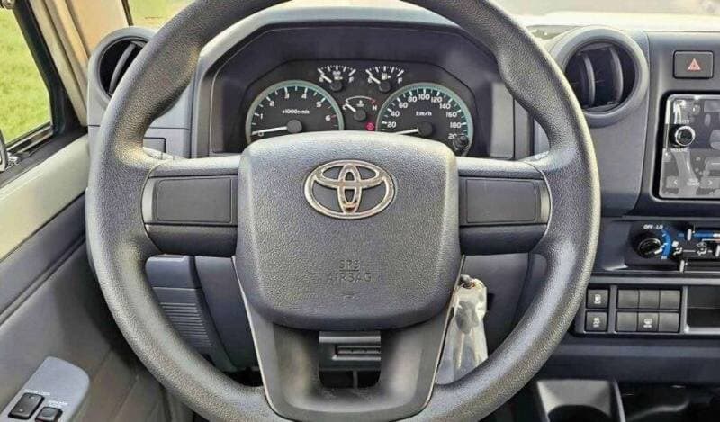 2024 Toyota Land Cruiser 70 LC 78 HARDTOP 2.8L AT thumbnail 8