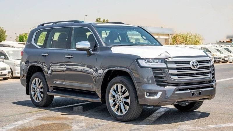2025 Toyota Land Cruiser VXR thumbnail 4