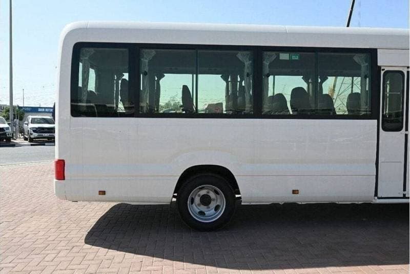 2025 Toyota Coaster thumbnail 5