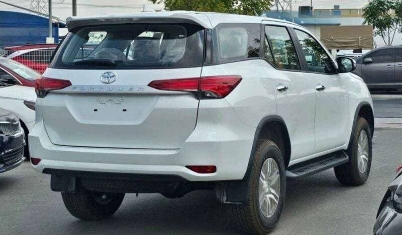 2025 Toyota Fortuner EXR thumbnail 5
