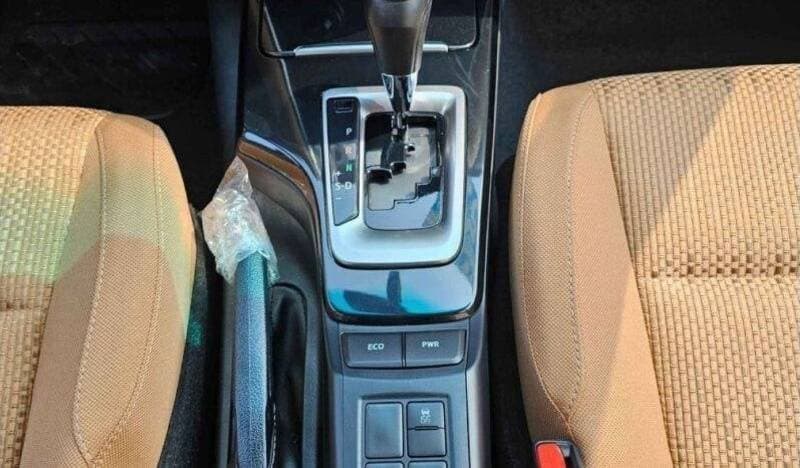 2025 Toyota Fortuner EXR thumbnail 6