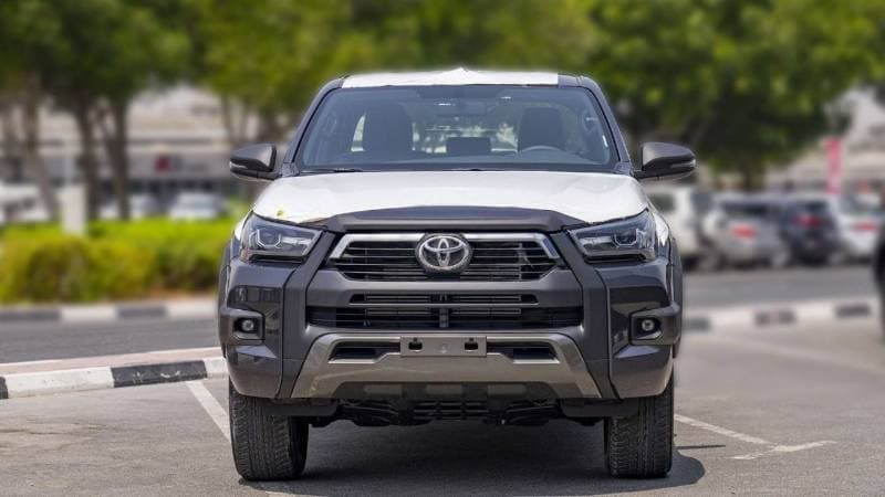 2024 Toyota Hilux ADVENTURE thumbnail 3