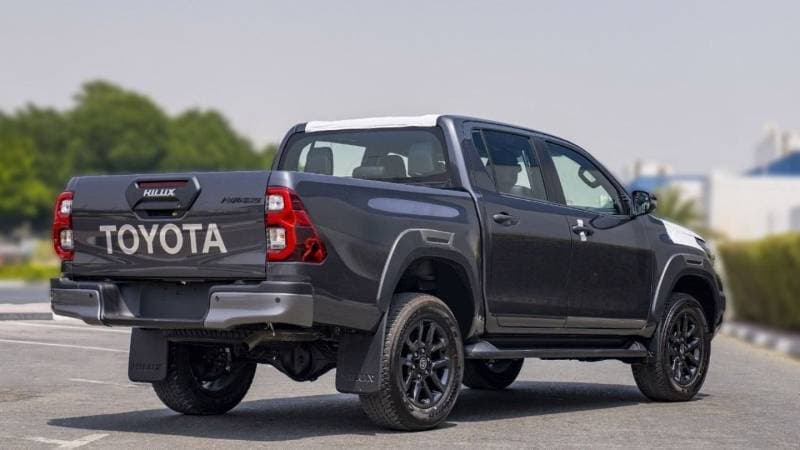 2024 Toyota Hilux ADVENTURE thumbnail 5