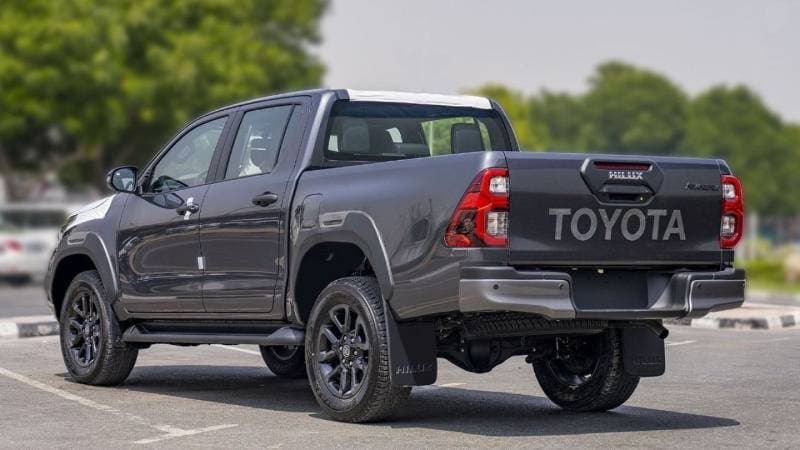 2024 Toyota Hilux ADVENTURE thumbnail 7