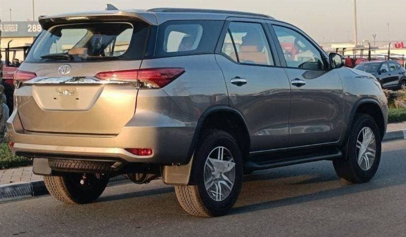 2025 Toyota Fortuner EXR thumbnail 3