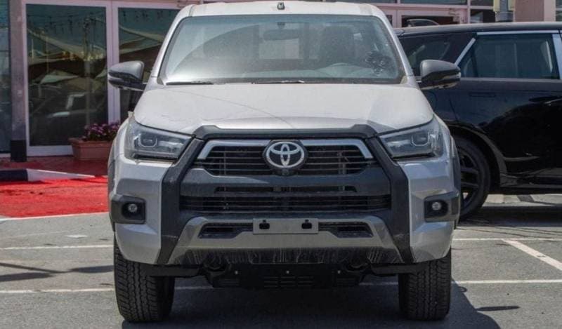 2024 Toyota Hilux ADVENTURE thumbnail 2