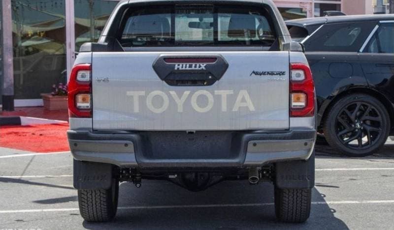 2024 Toyota Hilux ADVENTURE thumbnail 4