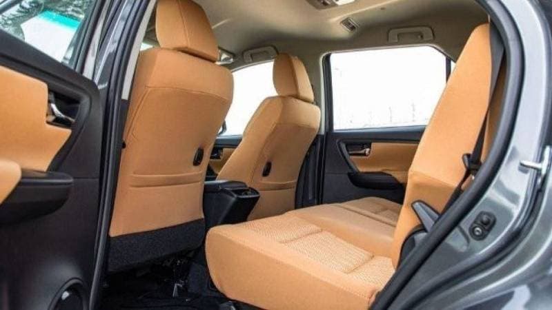 2025 Toyota Fortuner EXR thumbnail 6