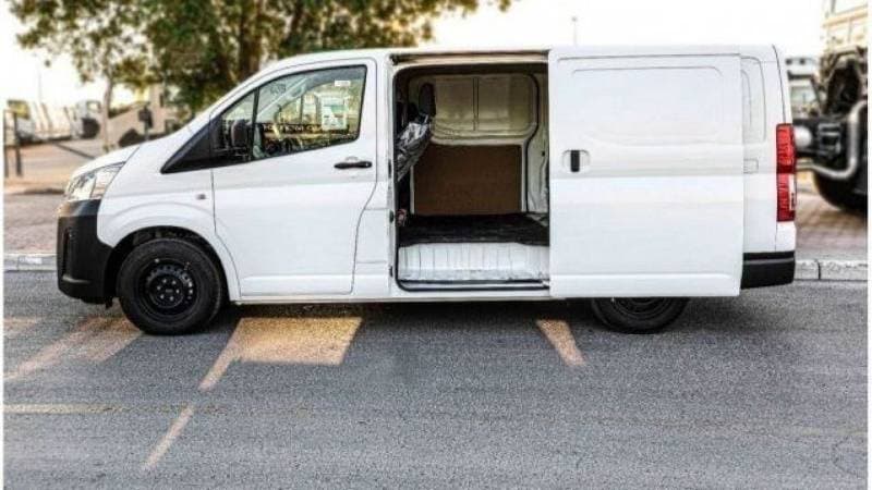 2025 Toyota Hiace GL thumbnail 4