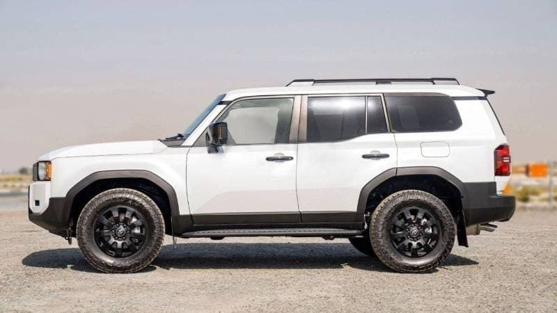 2025 Toyota Prado ADVENTURE 1ST EDITION thumbnail 3