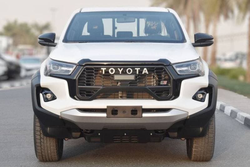 2024 Toyota Hilux GR SPORT thumbnail 2
