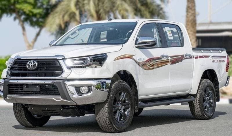 2025 Toyota Hilux SGLX
