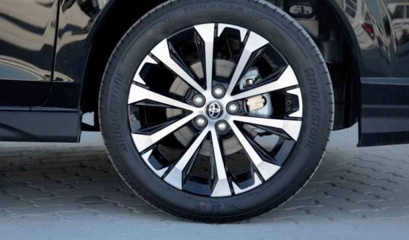 2025 Toyota Veloz GX thumbnail 6