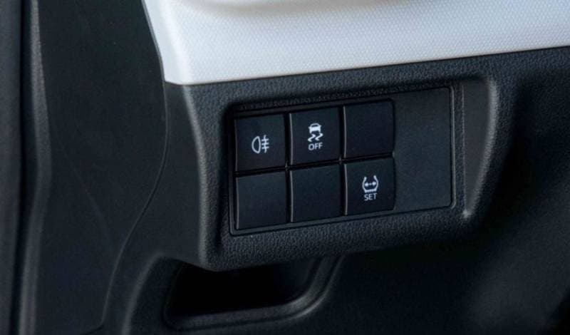 2025 Toyota Veloz GX thumbnail 7