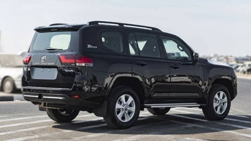 2025 Toyota Land Cruiser GXR thumbnail 4