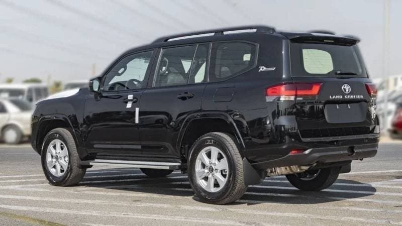 2025 Toyota Land Cruiser GXR thumbnail 5