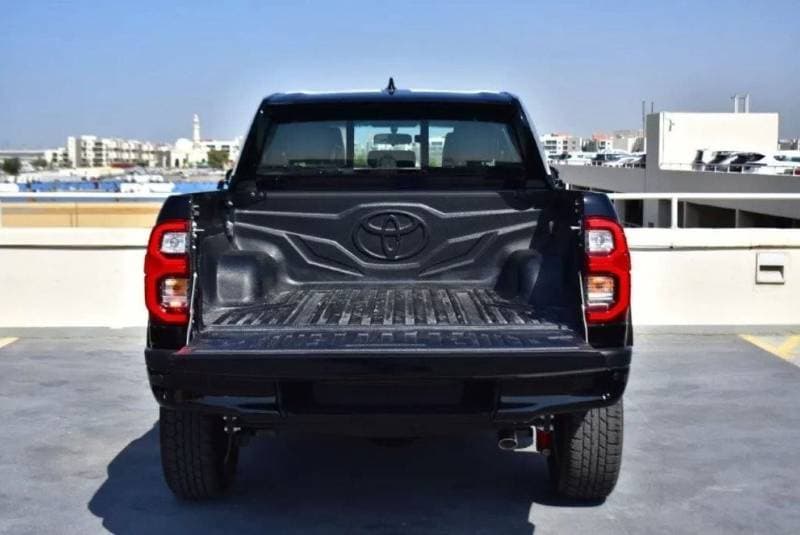 2025 Toyota Hilux GR SPORT thumbnail 3