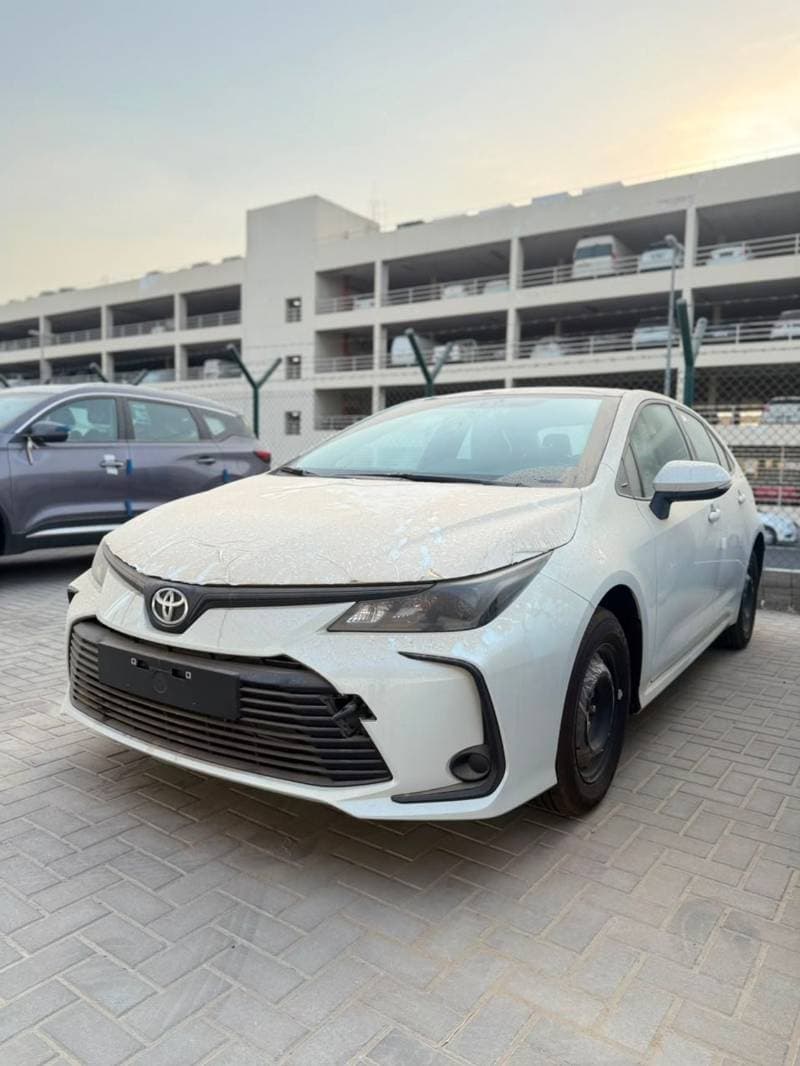 2026 Toyota Corolla XLI thumbnail 3
